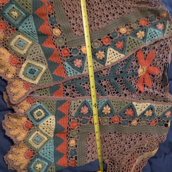 Peruvian Connection hand crocheted art to wear masterpiece floral open cardigan. - Picture 9 of 16